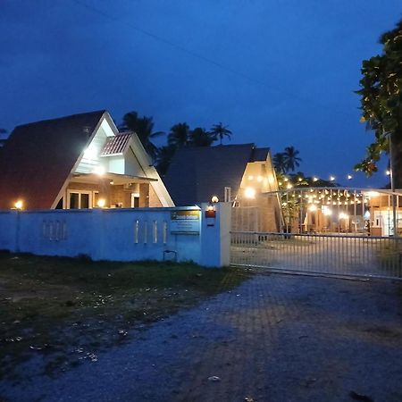 Zainab Cottage Pasir Puteh Exterior foto
