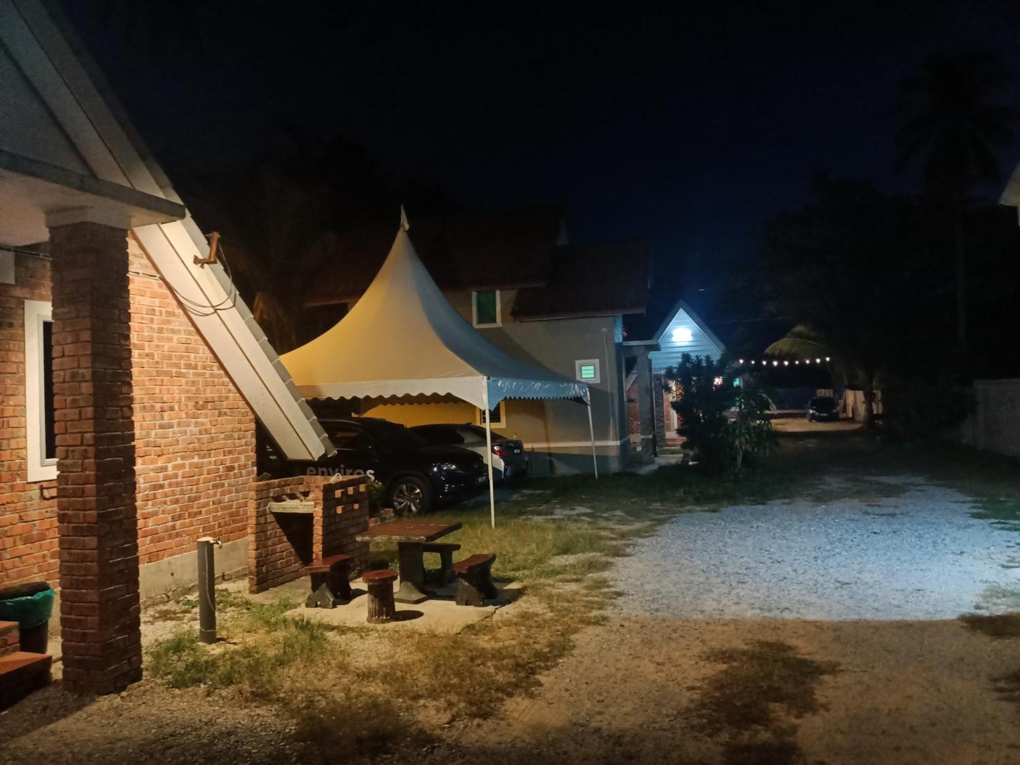 Zainab Cottage Pasir Puteh Exterior foto